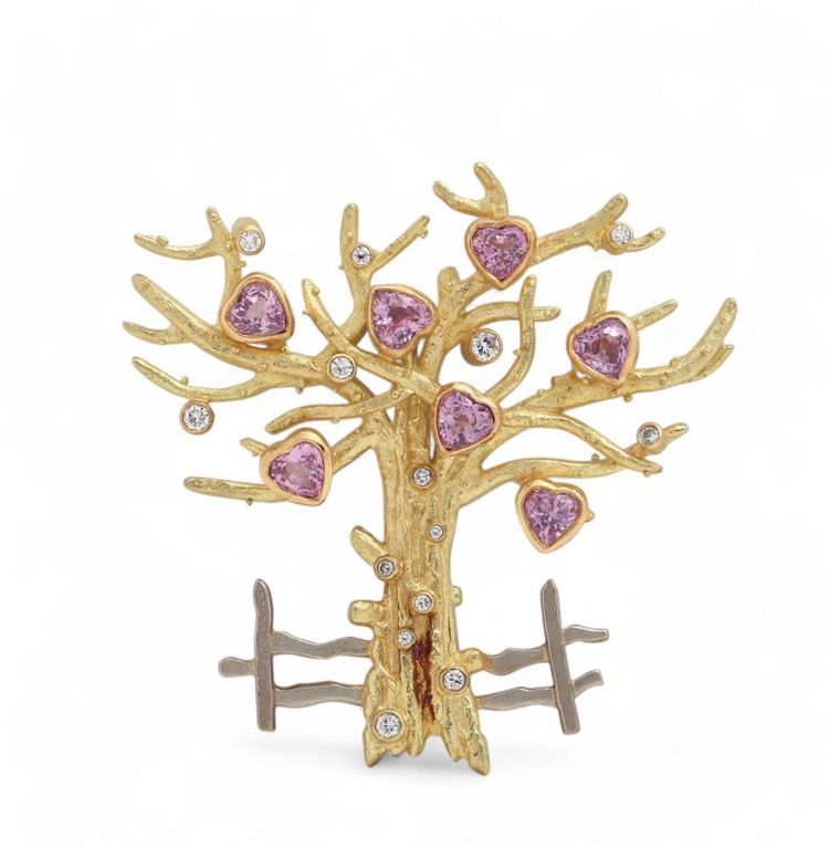 Bi-color gold sapphire brooch