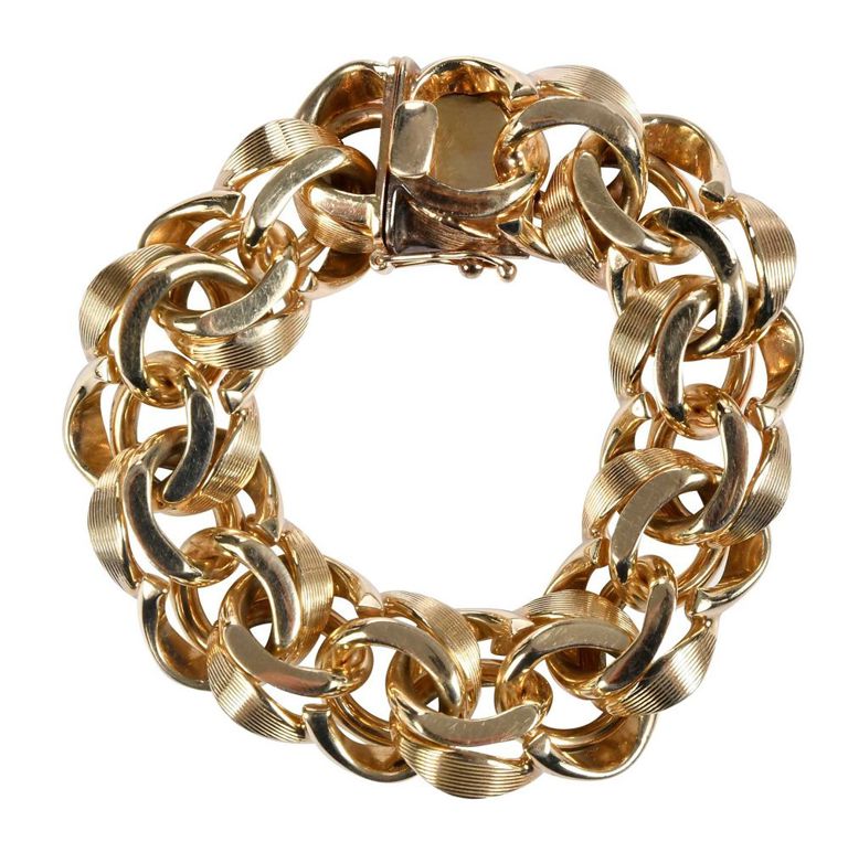 Yellow gold link bracelet