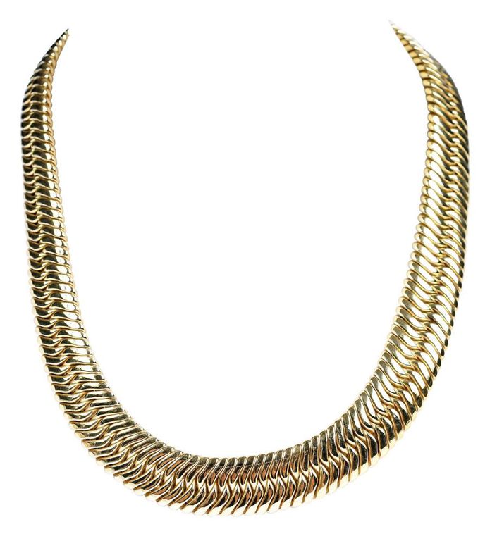 Yellow gold necklace