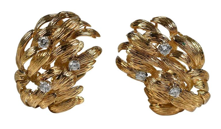 Yellow gold clip diamond earrings