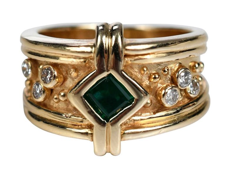 18k yellow gold diamond and emerald cigar band