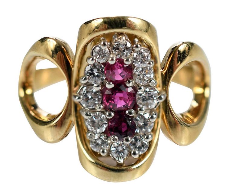18k yellow and white gold ruby and diamond ring