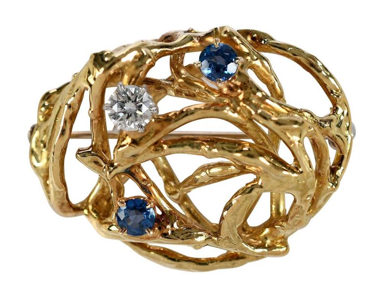Yellow gold diamond brooch