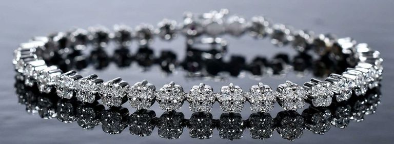 18k white gold flower diamond bracelet