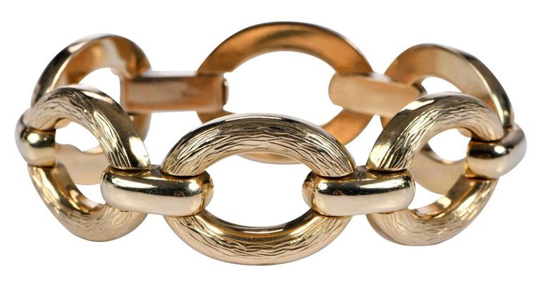 Yellow gold link bracelet