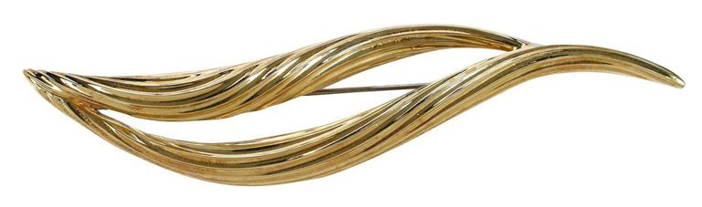 Yellow gold brooch
