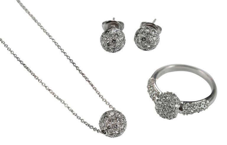 Platinum diamond jewelry set