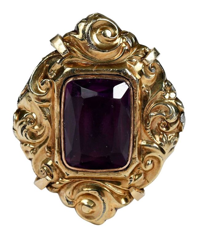 Edwardian yellow gold amethyst ring