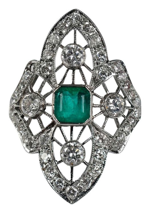 Edwardian platinum emerald ring