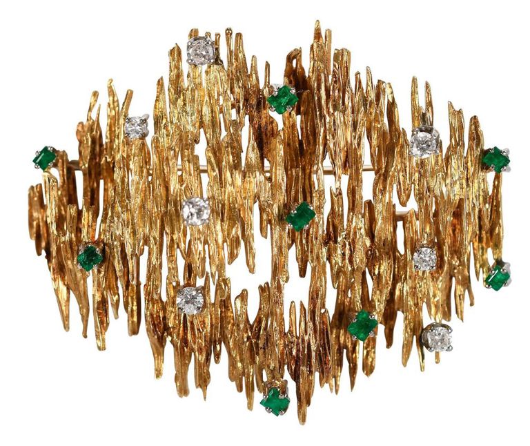 Vintage yellow gold emerald and diamond brooch