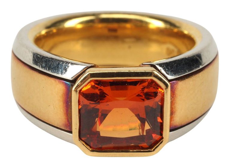 18k gold and platinum spessartite garnet ring