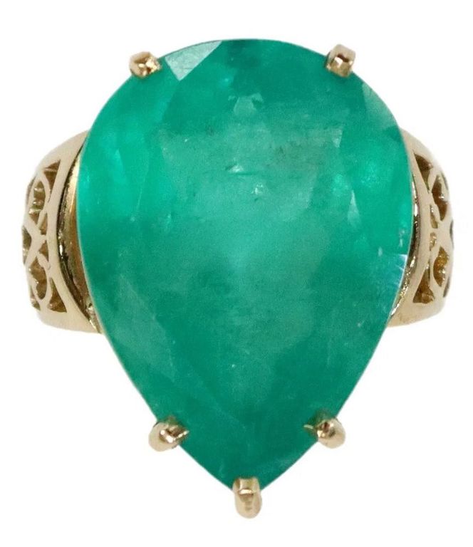 14k yellow gold emerald ring