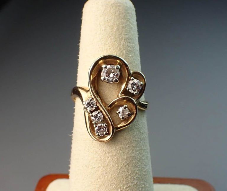 14k yellow gold diamond ring