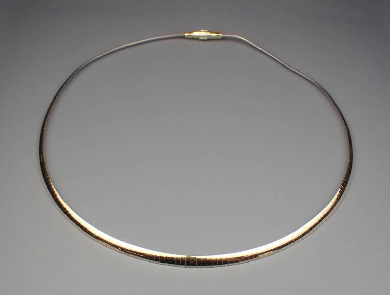 14k gold omega chain
