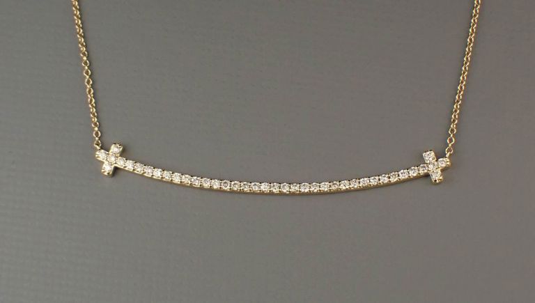 14k yellow gold diamond T smile necklace