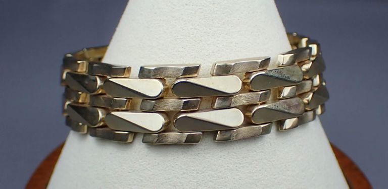 8k yellow gold bracelet