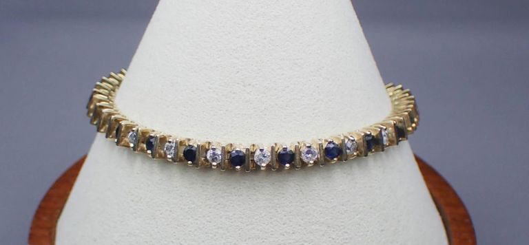 14k gold tennis diamond bracelet