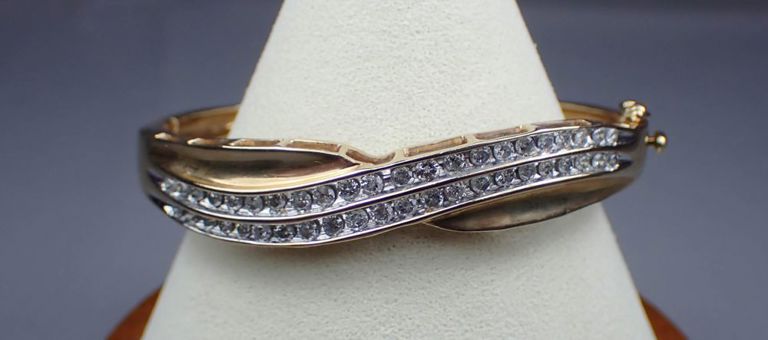10k gold diamond bangle