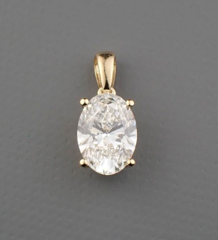 18k gold diamond pendant