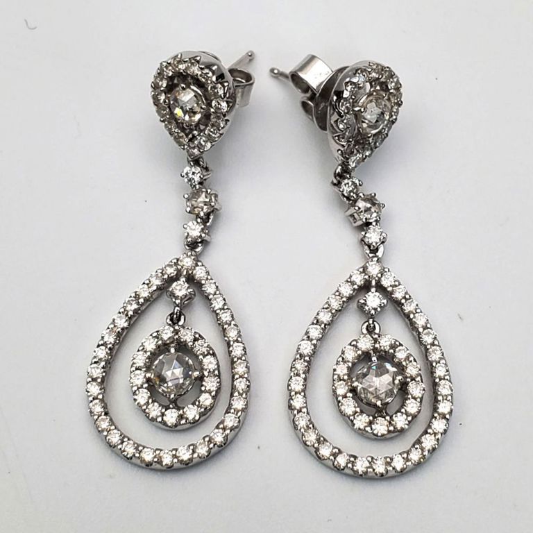 18k white gold diamond earrings