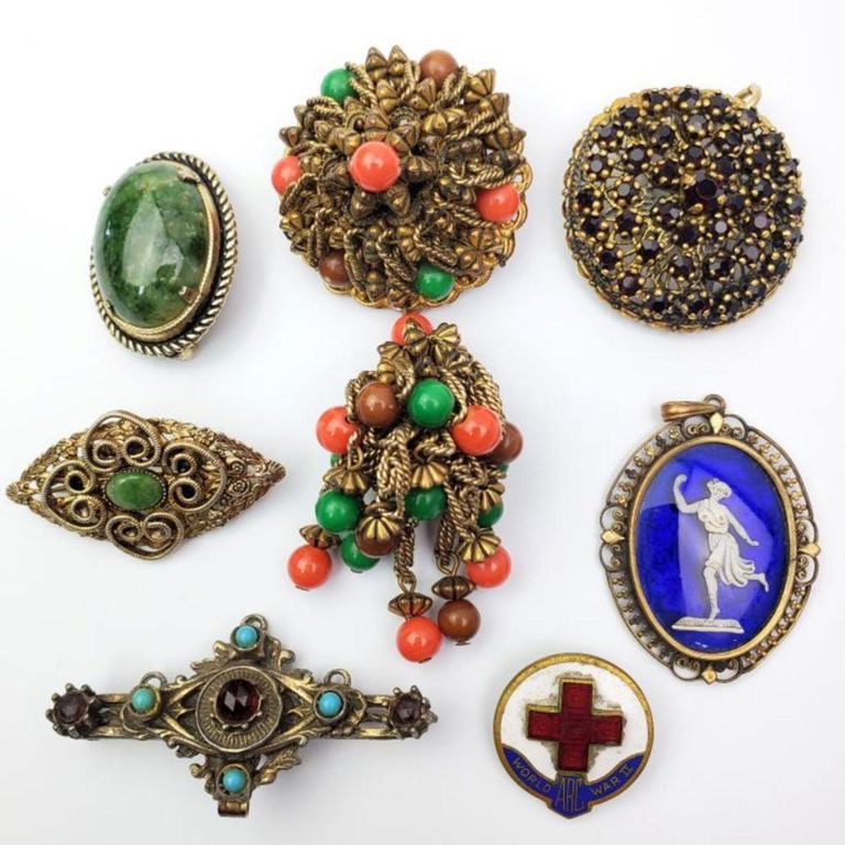 10k gold jewelry lot with various stones