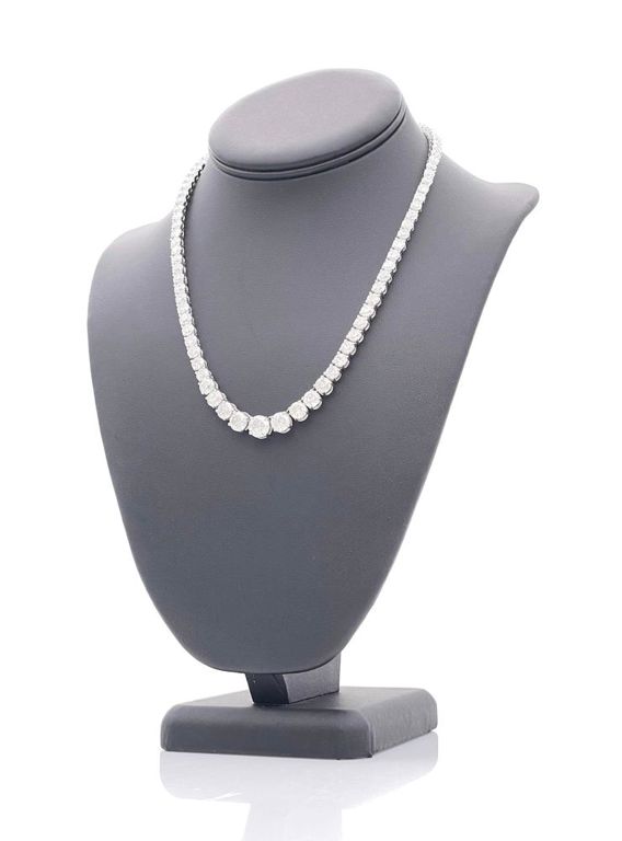 Platinum diamond necklace
