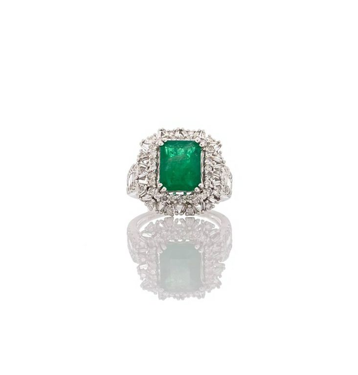 14k white gold emerald ring