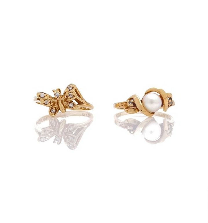 Lot of 2 10k yellow gold diamond pearl rings