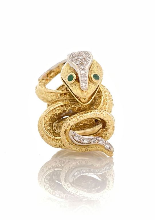 14k yellow gold diamond ring