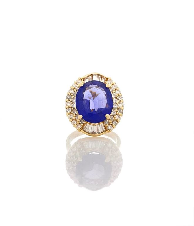 14k yellow gold tanzanite and diamond ring