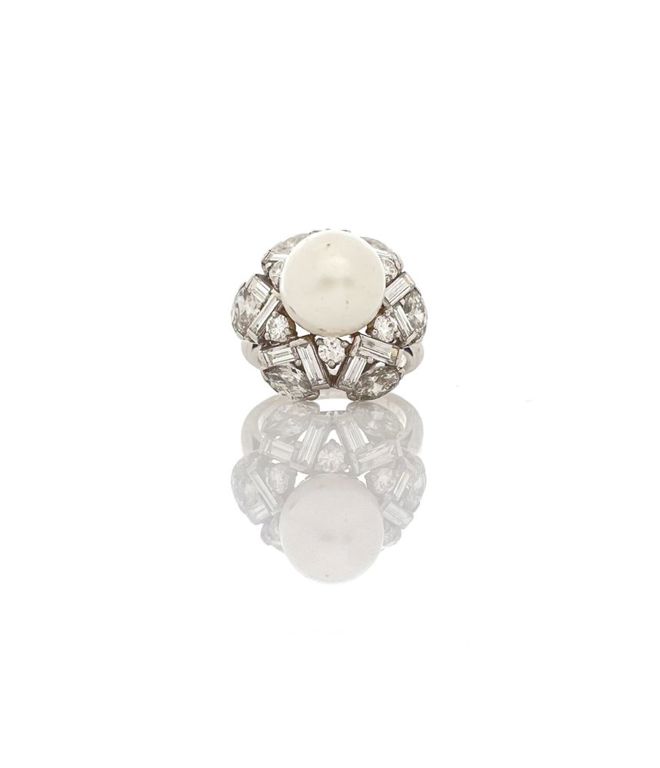 Antique platinum diamond ring