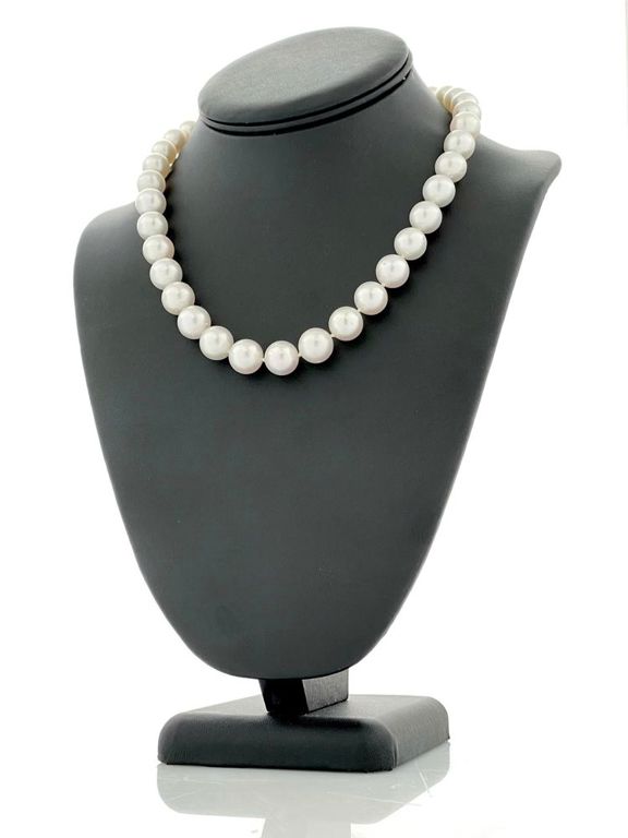 14k white gold diamond and cultured pearl necklace