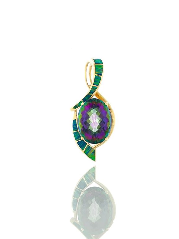 14k yellow gold topaz pendant
