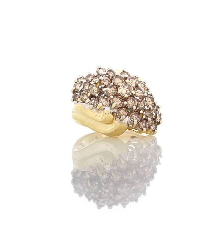10k yellow gold diamond cluster ring