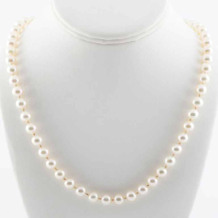 14k gold pearl necklace