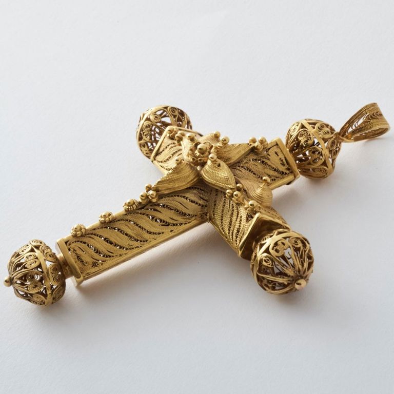14k gold cross pendant