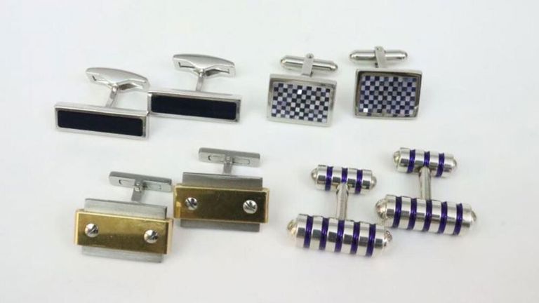 Pairs of signed cufflinks