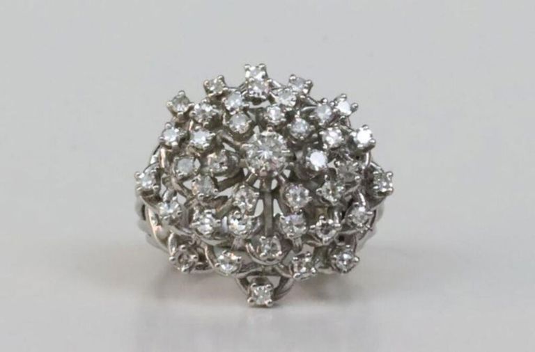 14k white gold diamond cluster ring