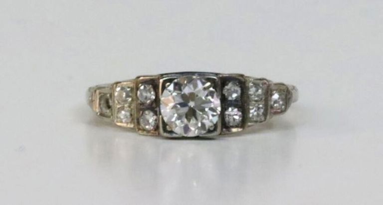 14k white gold Edwardian diamond ring