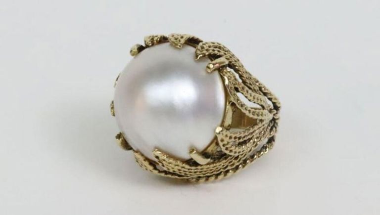 14k yellow gold mabe pearl domed ring
