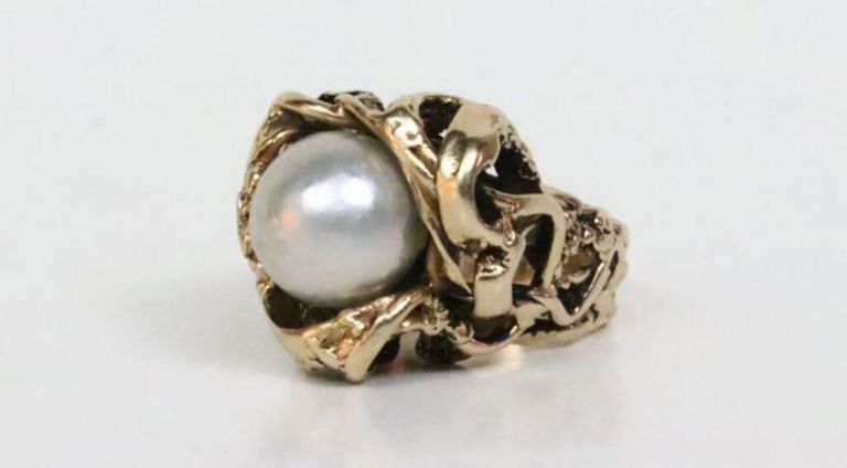 14k yellow gold baroque pearl ring