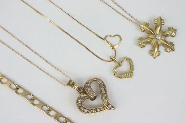 Gold jewelry group