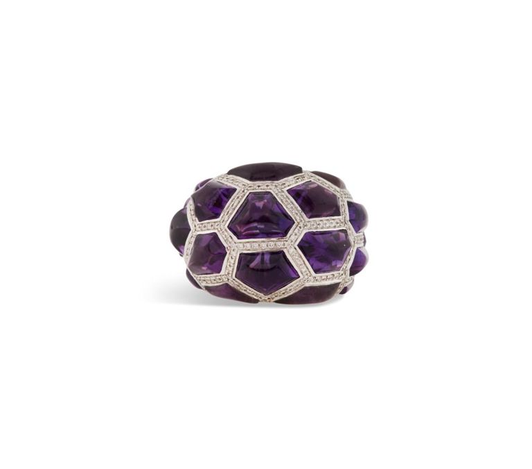 18k white gold domed amethyst ring
