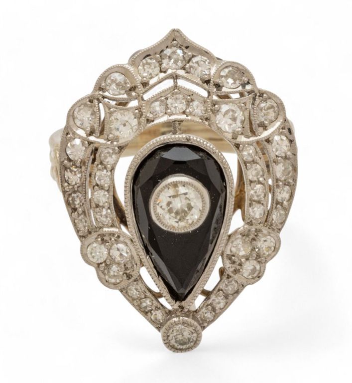 10% iridium platinum shield diamond ring