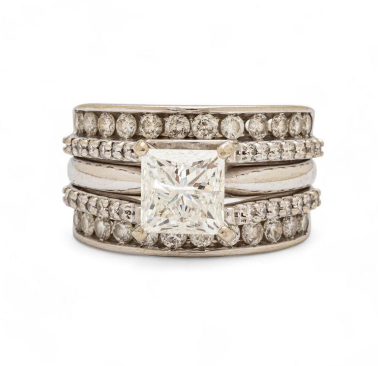 14k white gold diamond engagement ring
