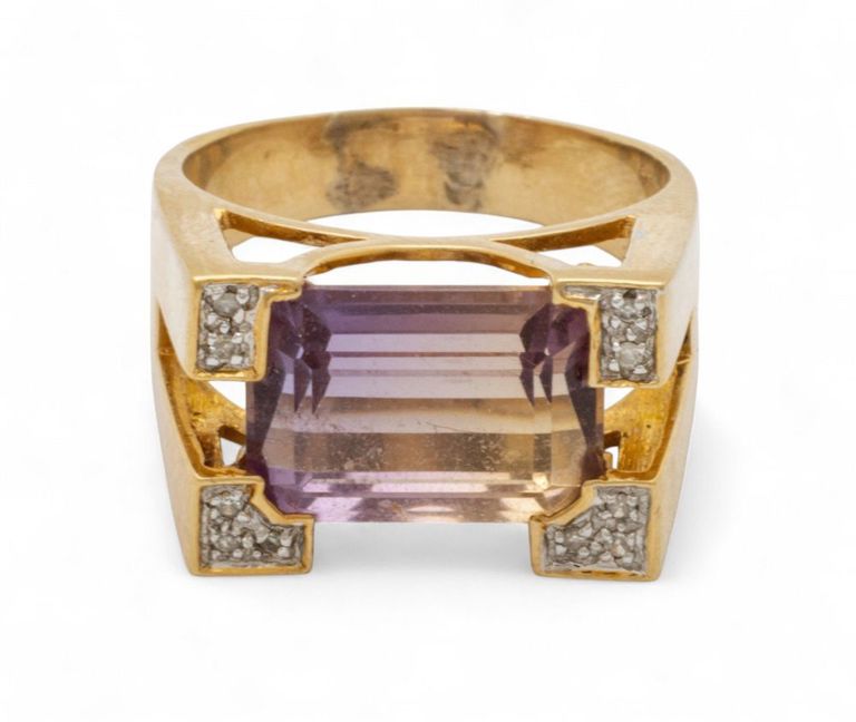 14k yellow gold diamond ring