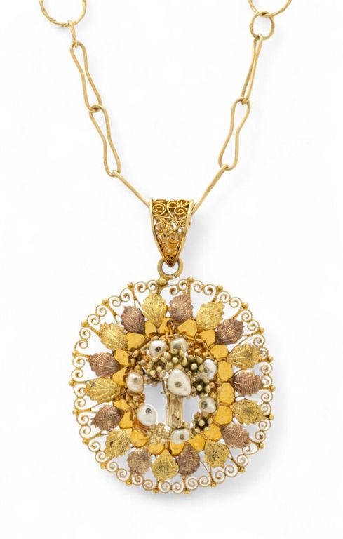 14k yellow and rose gold chain with filigree pendant