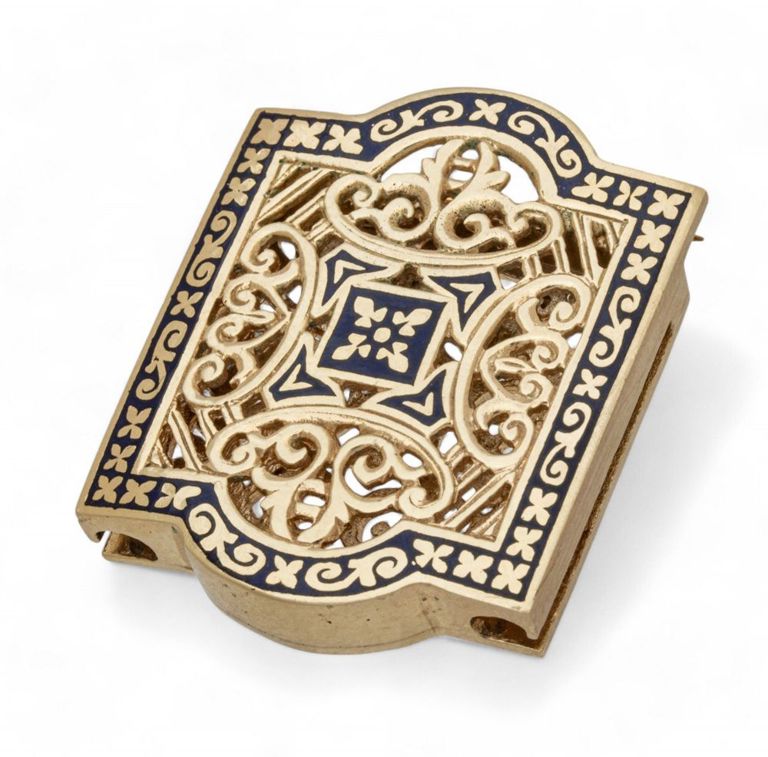 14k gold and enamel brooch