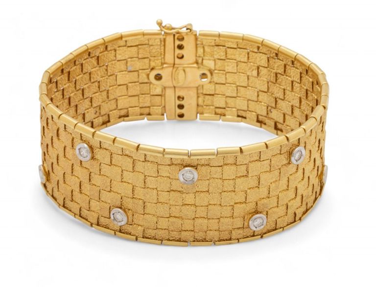 18k gold diamond and sapphire cuff bracelet