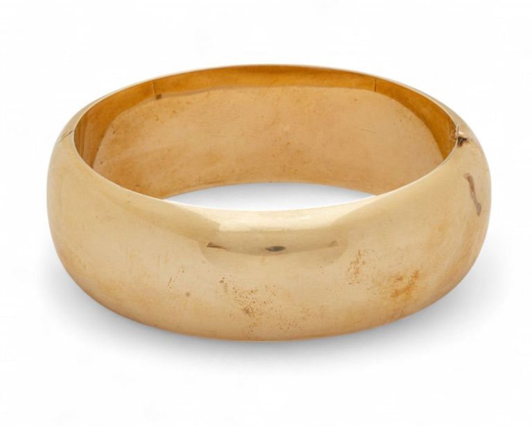 14k gold hinged bangle bracelet